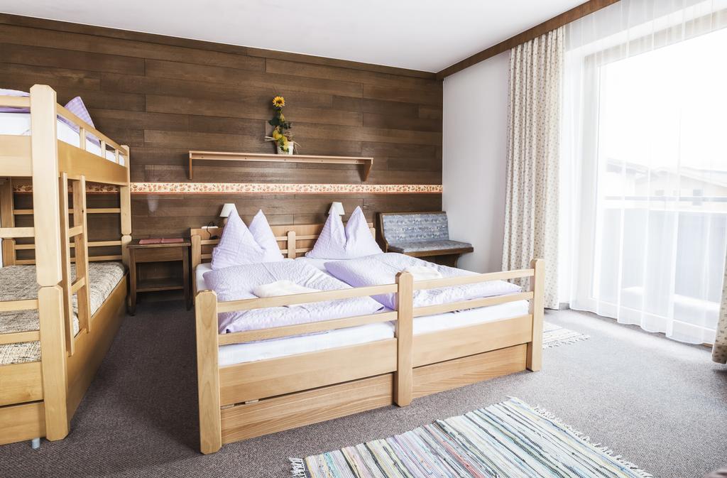 Naturpension Muehlhof Neukirchen am Grossvenediger Room photo